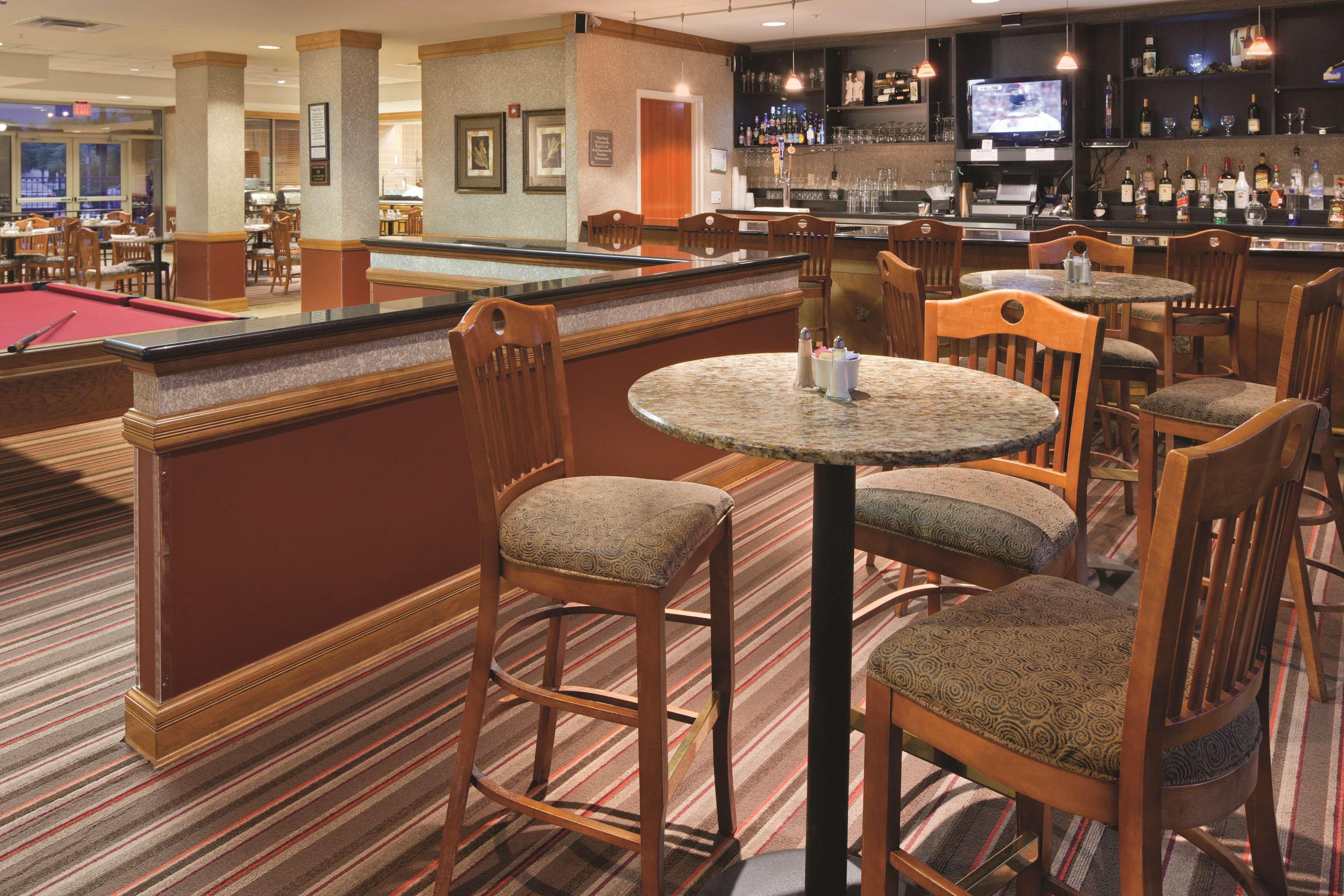 Doubletree By Hilton Dallas-Farmers Branch Exterior foto